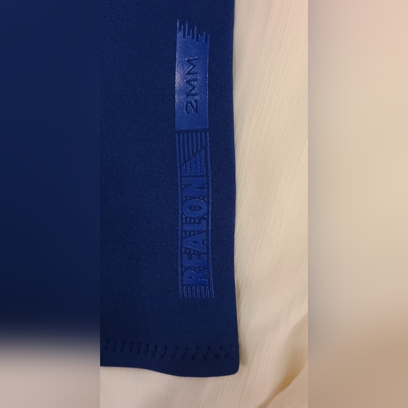 Neoprene Top - Picture 7 of 15